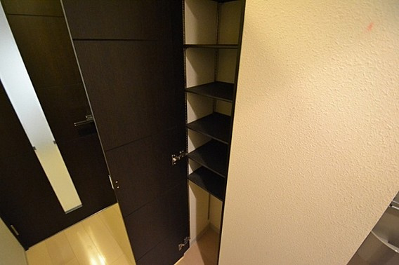 アスヴェル神戸元町Ⅱの玄関