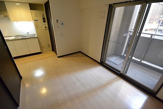 アスヴェル神戸元町Ⅱの居間・リビング