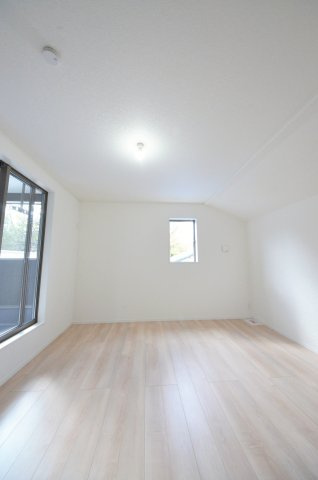 口田四丁目の洋室|全居室収納スペース有、お部屋が広く綺麗に使えます