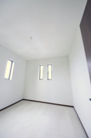 長束西四丁目の洋室|全居室収納スペース有、お部屋が広く綺麗に使えます