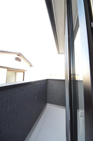 船越南四丁目の収納|バルコニー二か所あります