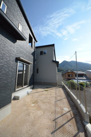 中野四丁目の庭|広い庭スペースがあります