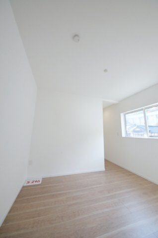 八木八丁目の洋室|全居室収納スペース有、お部屋が広く綺麗に使えます