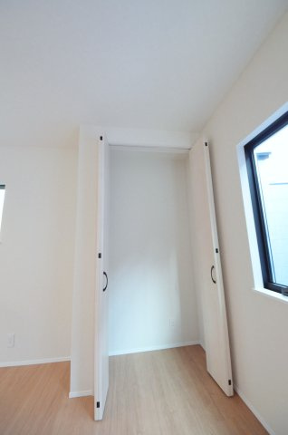 上安七丁目の収納|リビングにも収納スペースがあります