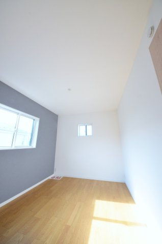 桜尾三丁目の洋室|全居室収納スペース有、お部屋が広く綺麗に使えます