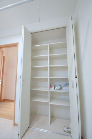 阿品台二丁目の収納|洗面所にも収納スペースがあります