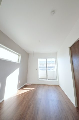 井口四丁目の寝室|全居室収納スペース有、お部屋が広く綺麗に使えます