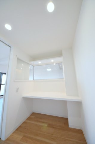 己斐本町コープマンションのキッチン|広い収納スペース