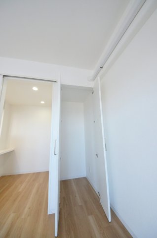 己斐本町コープマンションの洋室|全居室収納スペース有、お部屋が広く綺麗に使えます