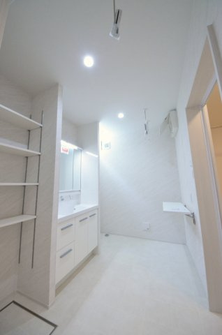 可部八丁目のその他|広い洗面所兼ランドリールーム