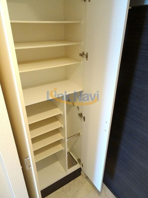 【玄関】 | アドバンス大阪ドーム前アヴェニール