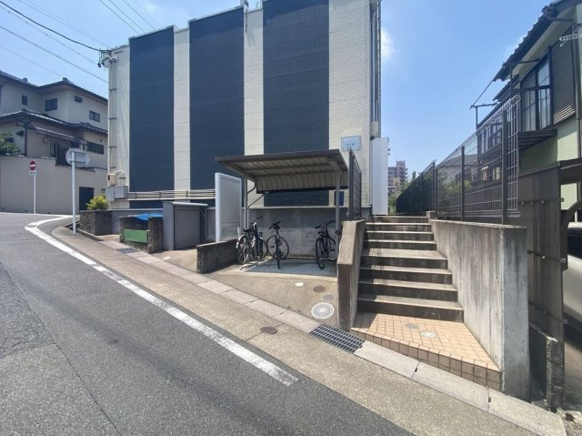 レオネクスト池場のその他