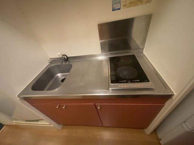 レオパレスイターナル原のキッチン