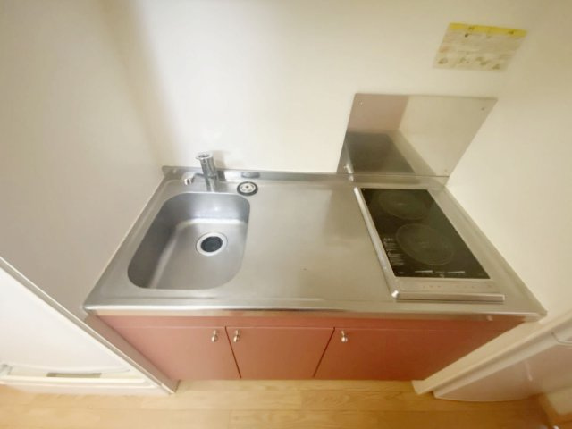 レオパレスＫＡＧＯＨＡＲＡのキッチン