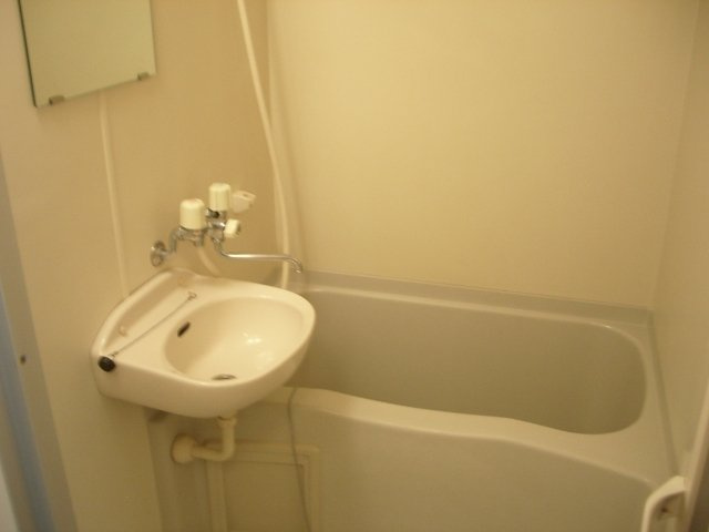 レオパレス向が丘の浴室