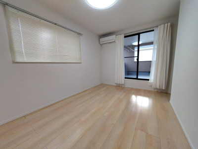 【洋室】 | 上物部一戸建て