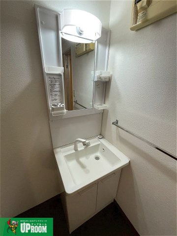 ベルマローネ千竹弐番館の洗面所