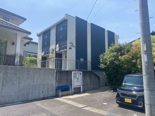 レオネクスト松和花壇の外観