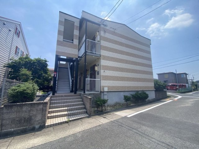 レオパレスＲＥＩＮＡの外観