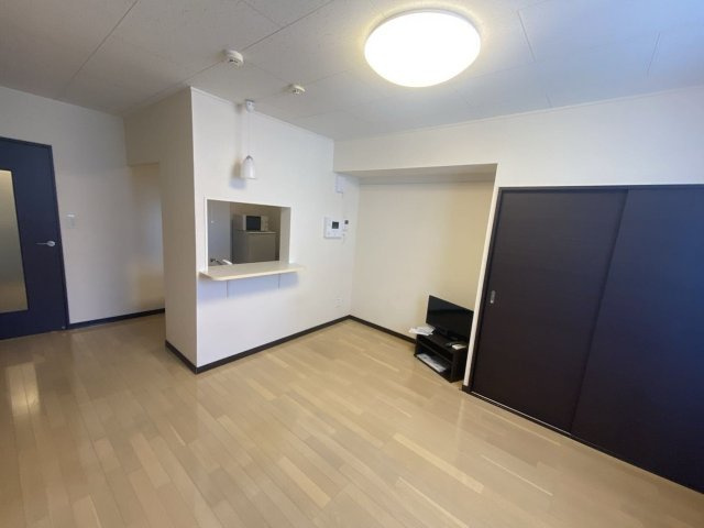 レオネクスト松和花壇の居間・リビング