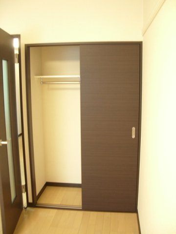 レオネクストオールの内装