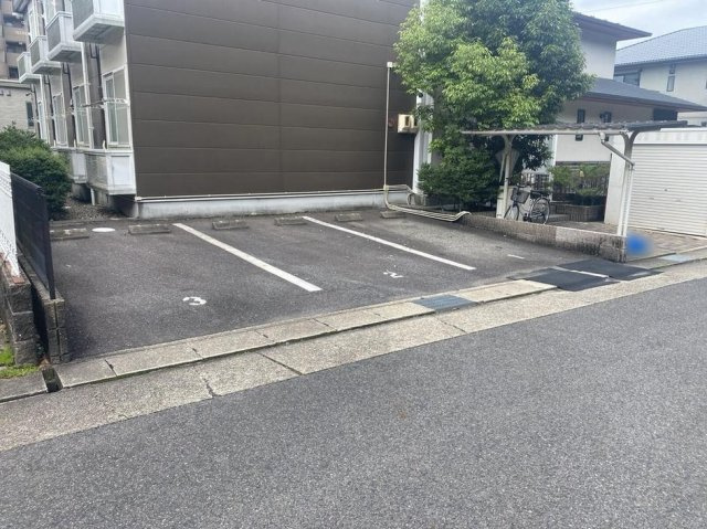 レオパレスヴェルデ高島のその他