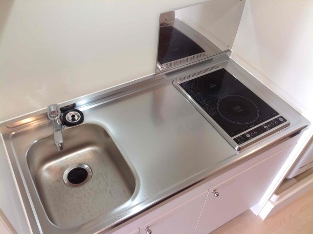 クレイノヴィラ高島のキッチン|広々キッチンで料理も楽しくなります。