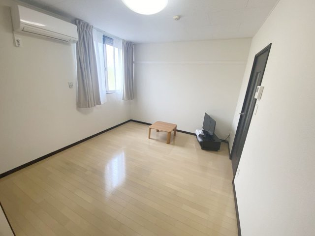 レオネクストエールの居間・リビング