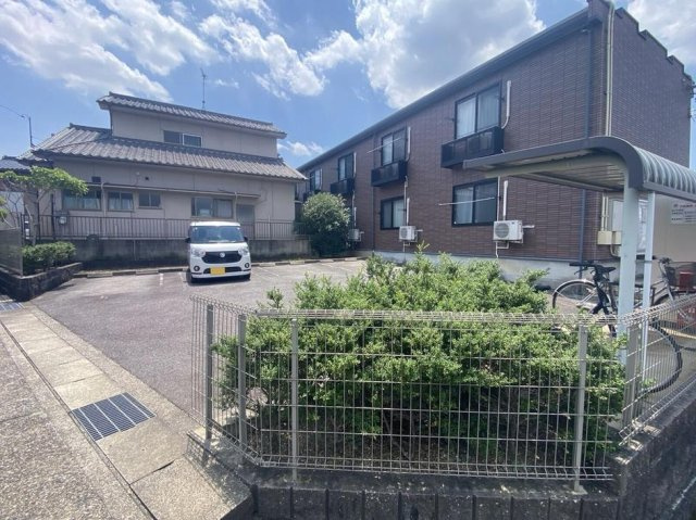 レオネクストプレイズ向ヶ丘のその他