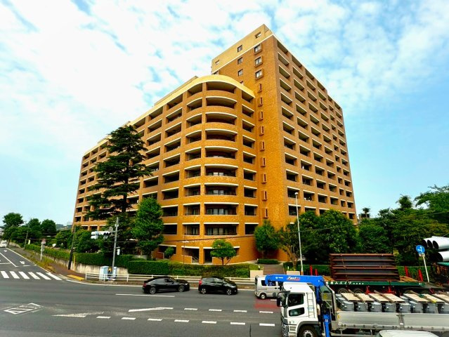 ソフィア柏公園1号棟の外観