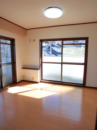 【居間・リビング】