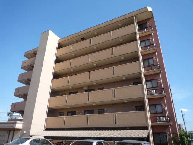 ルーチェ（ＬＵＣＥ）の外観|おしゃれな外観です