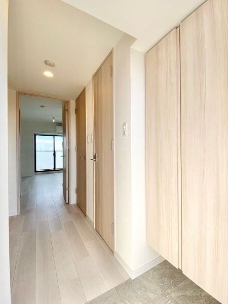 S-RESIDENCE豊国通の玄関