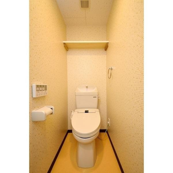 シャルールのトイレ