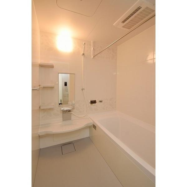 シャルールの浴室