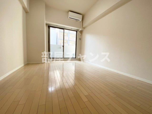 グランルージュ栄Ⅱの居間・リビング