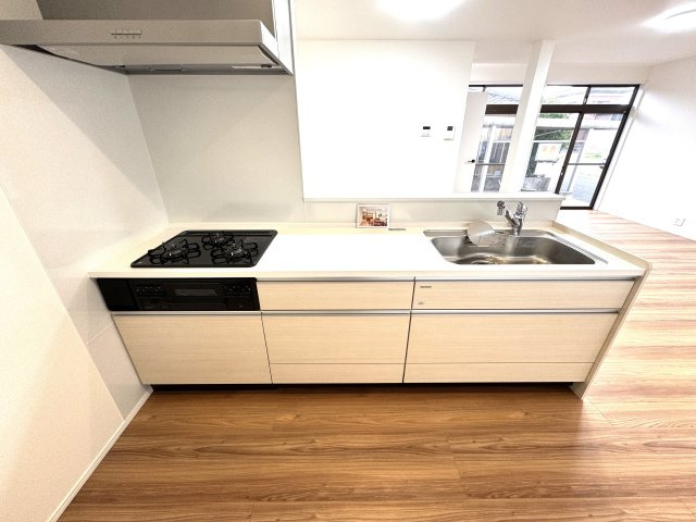 江南区曙町1丁目　中古戸建のキッチン