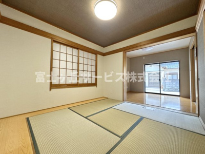 【和室】 | 静岡市駿河区小鹿 中古戸建て | 1Fにある和室です