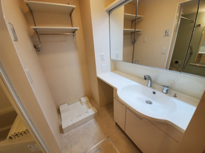 【洗面所】 | セリューアグレアブル