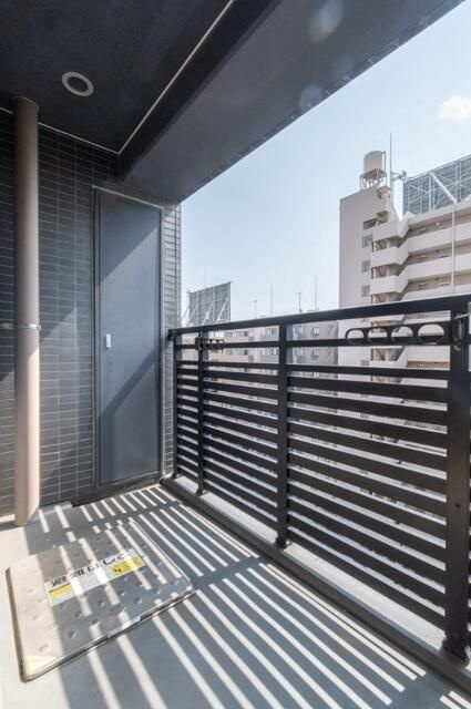 アヴァンツァーレ田端のバルコニー