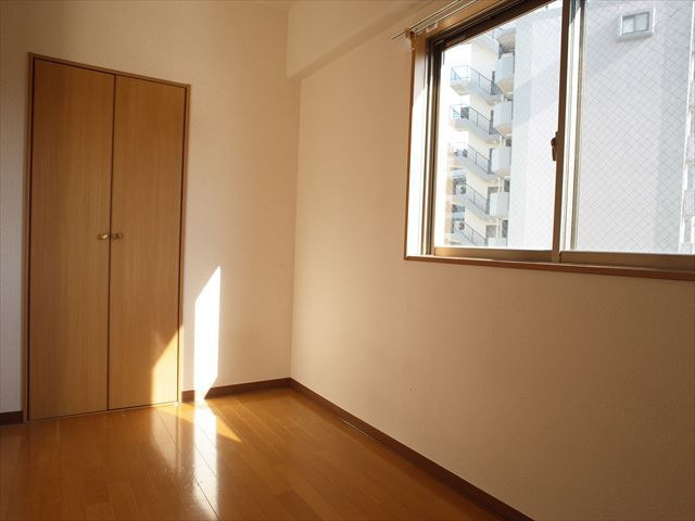 リバービュー博多の居間・リビング