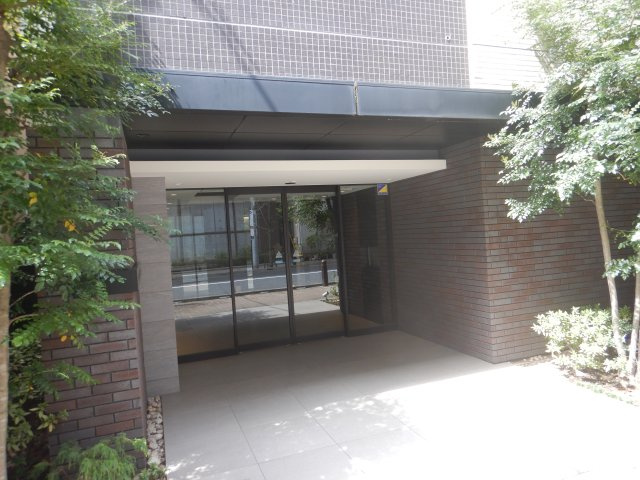 サンウッド東京茅場町パークフロントのエントランス