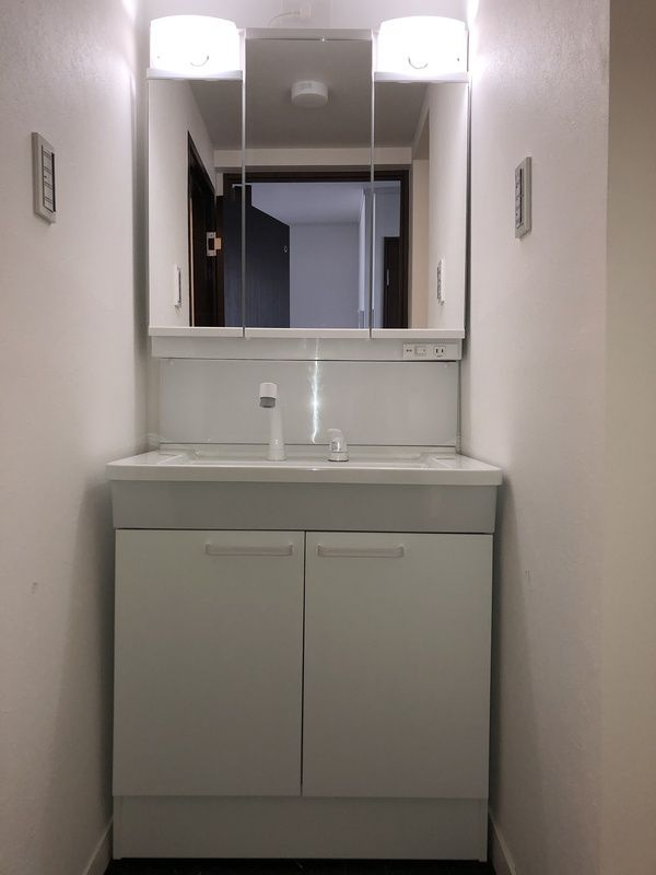 第16上野ビルの洗面所|広い洗面スペースです★