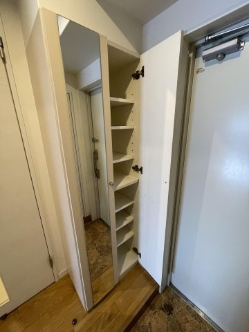 第34川崎ビルの収納