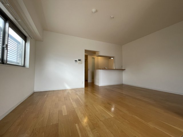 第34川崎ビルの居間・リビング