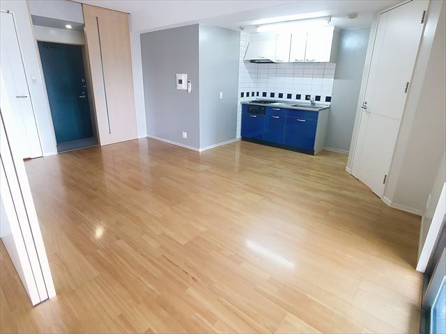 やますえ東光ビルの居間・リビング