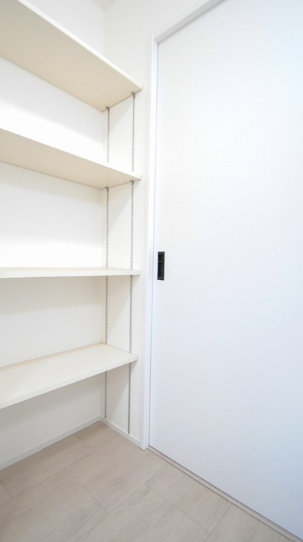 東御市和　中古戸建の収納|収納スペースたっぷり。室内スッキリ片付きます。