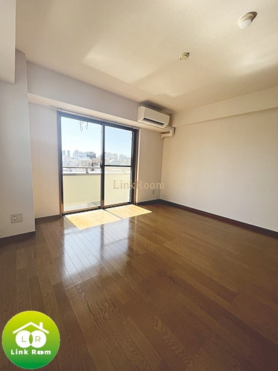 プルミエール清洲の居間・リビング