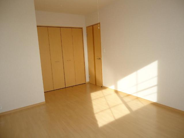 アラモード　スクエアの内装|南側洋室