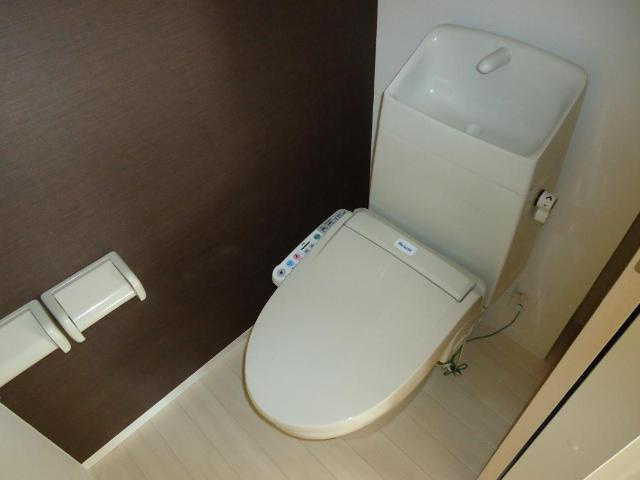 ネオ・プレミアム　Ｂ棟のトイレ|シャワー付トイレ